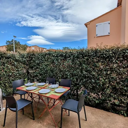 Hoteliere Les Hameaux De Saint Cyprien 2 *