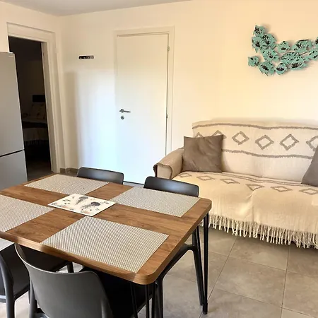 Hoteliere Les Hameaux De Saint Cyprien 2 Леччи