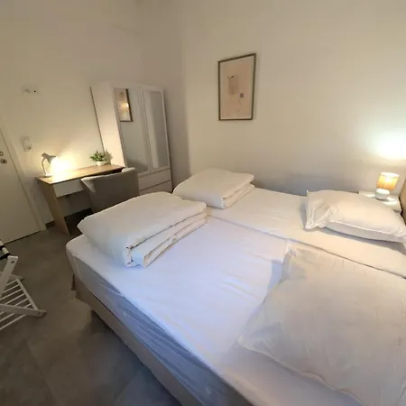 Hoteliere Les Hameaux De Saint Cyprien 2 *