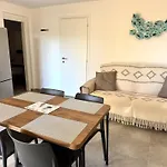Hoteliere Les Hameaux De Saint Cyprien 2 Lecci