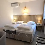 Lejlighed Hoteliere Les Hameaux De Saint Cyprien 2 Lecci