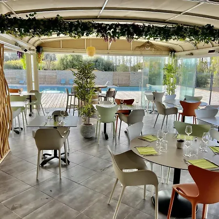 Hoteliere Les Hameaux De Saint Cyprien 2 *
