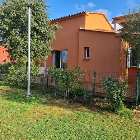 Hoteliere Les Hameaux De Saint Cyprien 2 *