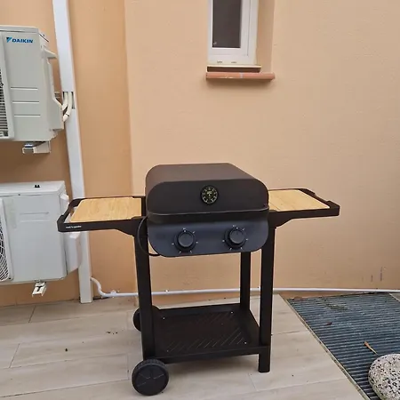 Hoteliere Les Hameaux De Saint Cyprien 2 아파트 르씨