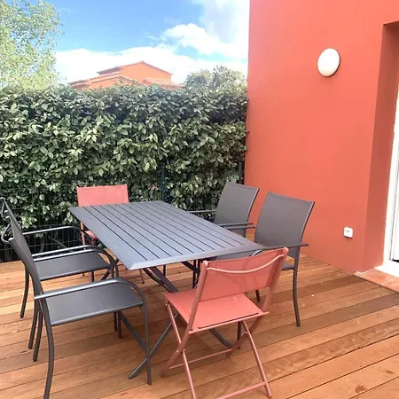 Hoteliere Les Hameaux De Saint Cyprien 2 Lecci