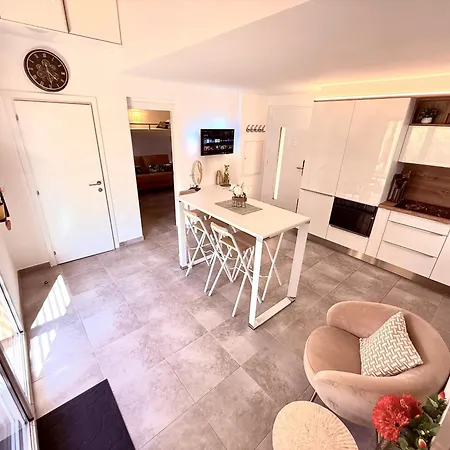 Hoteliere Les Hameaux De Saint Cyprien 2 Apartmán Lecci