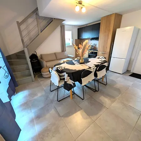 아파트 Hoteliere Les Hameaux De Saint Cyprien 2 *