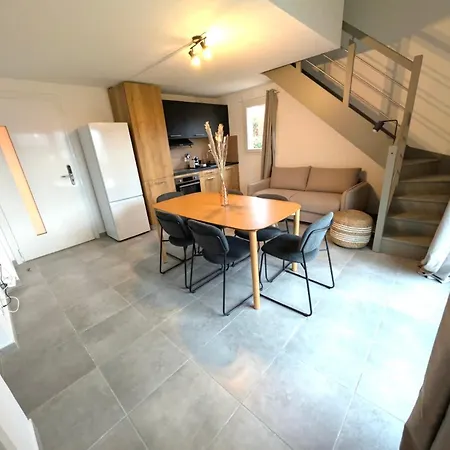 Hoteliere Les Hameaux De Saint Cyprien 2 *