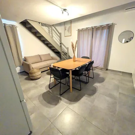 Lejlighed Hoteliere Les Hameaux De Saint Cyprien 2 Lecci