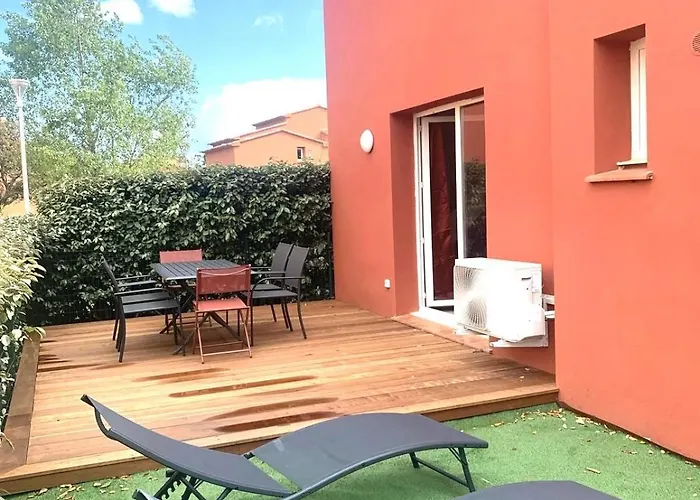 Hoteliere Les Hameaux De Saint Cyprien 2 *