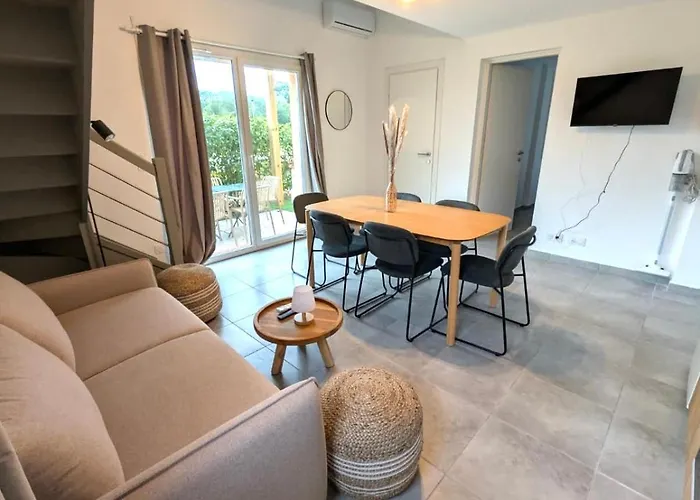Hoteliere Les Hameaux De Saint Cyprien 2 Apartmán *